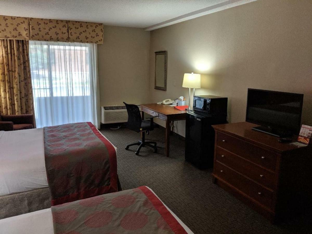 Ramada By Wyndham Raleigh Hotell Eksteriør bilde