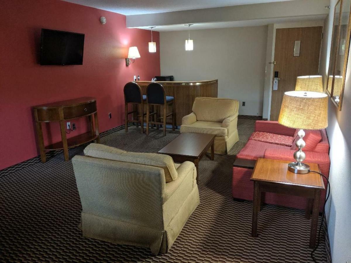 Ramada By Wyndham Raleigh Hotell Eksteriør bilde